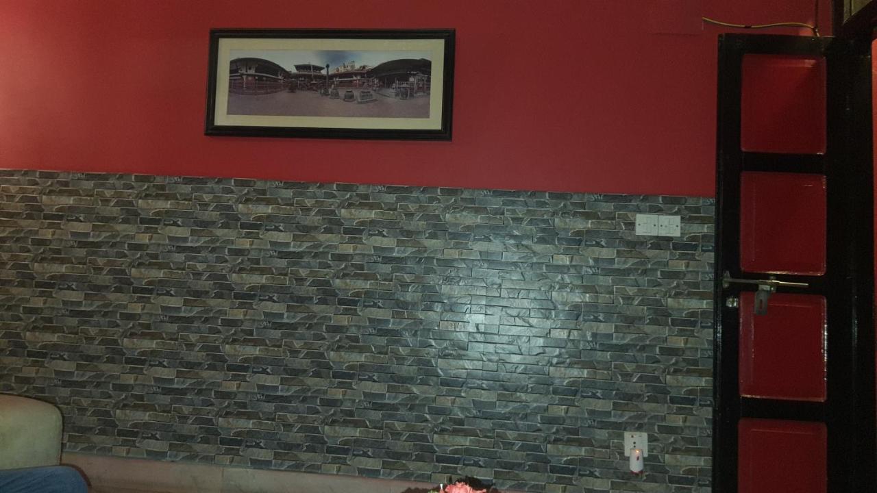 Ambience House Hotel Lalitpur ภายนอก รูปภาพ